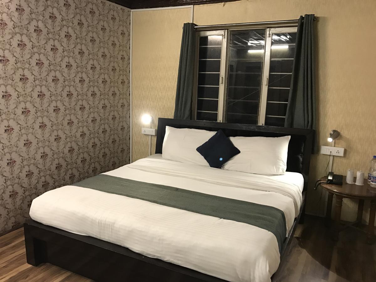 Hotel Skylark Nainital Kamer foto